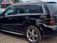 Gebraucht Mercedes ML320 224 PS (164 kW) 2007 Schwarz SUV