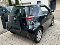 Gebraucht Toyota iQ 68 PS (50 kW) 2009 Schwarz Kleinwagen