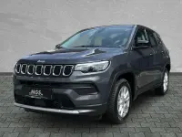 Neu Jeep Compass Altitude 130 PS (95 kW) 2025 Grau SUV