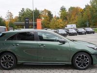 Neu Kia Ceed GT-Line 140 PS (102 kW) 2025 Grün Kleinwagen