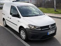 Usado VW Caddy 102 HP (75 kW) 2017 Branco Monovolume