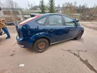 Usado Ford Focus Style 90 CV (66 kW) 2009 Azul Berlina