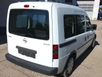 Gebraucht Opel Combo Edition 97 PS (71 kW) 2005 Casabl/arctic/eisweiss/kaolin Van / Kleinbus