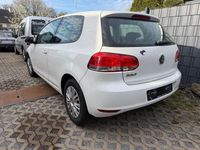 Gebraucht VW Golf VII 80 PS (58 kW) 2012 Weiß Limousine