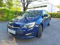 Gebraucht Opel Astra Edition 116 PS (85 kW) 2016 Blau Kombi