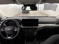 Gebraucht Ford Focus Titanium 120 PS (88 kW) 2023 Frost weiß Limousine