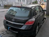 Gebraucht Opel Astra 105 PS (77 kW) 2006 Schwarz Kleinwagen