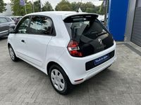 Gebraucht Renault Twingo 69 PS (50 kW) 2017 Weiß (crystalweiss) Kleinwagen