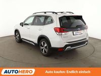 Gebraucht Subaru Forester Platinum 150 PS (110 kW) 2021 Crystal white SUV