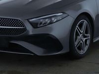 Gebraucht Mercedes A200 AMG line 163 PS (119 kW) 2024 Mountaingrau  met. Limousine