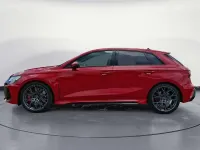 Gebraucht Audi RS3 Sport 400 PS (294 kW) 2025 Rot Limousine