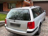 Gebraucht VW Passat 125 PS (91 kW) 2000 Grau Kombi
