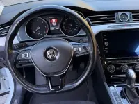 Gebraucht VW Passat Highline 150 PS (110 kW) 2017 Weiß Limousine