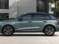 Neu Audi Q3 S-Line 150 PS (110 kW) 2025 Salbeigrün metallic SUV