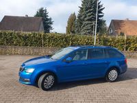 Gebraucht Skoda Octavia Ambition 86 PS (63 kW) 2017 Blau Kombi