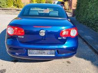 Gebraucht VW Eos 140 PS (102 kW) 2010 Blau Cabrio