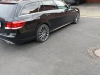 Gebraucht Mercedes E350 Avantgarde 252 PS (185 kW) 2014 Schwarz Limousine