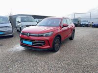 Gebraucht VW Tiguan Elegance 150 PS (110 kW) 2025 Persimmon red (metallic) SUV