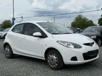 Gebraucht Mazda 2 Independence 75 PS (55 kW) 2008 Weiß Kleinwagen