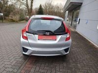 Gebraucht Honda Jazz Comfort 102 PS (75 kW) 2017 Lunar silver metallic Kleinwagen