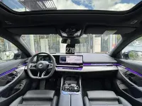 Gebraucht BMW 520 Comfort Edition 197 PS (144 kW) 2025 Schwarz Kombi