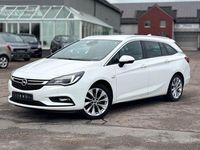Gebraucht Opel Astra Dynamic 136 PS (100 kW) 2017 Schneeweiss/summitwhite/arctic Kombi