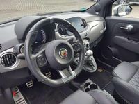 Gebraucht Abarth 595C 165 PS (121 kW) 2023 Schwarz (metallic) Cabrio