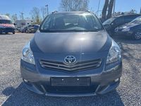 Gebraucht Toyota Verso Basis 126 PS (92 kW) 2011 Grau Van / Kleinbus