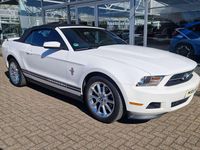 Gebraucht Ford Mustang Convertible 309 PS (227 kW) 2011 Weiß Cabrio
