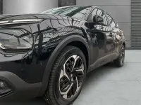 Gebraucht Citroën C4 PureTech 131 PS (96 kW) 2023 Schwarz Limousine