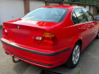 Gebraucht BMW 323 170 PS (125 kW) 2000 Rot Limousine