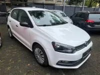 Gebraucht VW Polo Trendline 75 PS (55 kW) 2016 Weiß Limousine