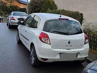 Gebraucht Renault Clio II Expression 75 PS (55 kW) 2011 Limousine