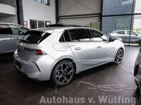 Gebraucht Opel Astra Ultimate 131 PS (96 kW) 2024 Kristallsilber Limousine