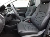 Gebraucht Nissan Qashqai Akari 159 PS (116 kW) 2020 Rot metallic SUV
