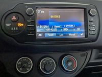 Gebraucht Toyota Yaris 110 PS (80 kW) 2018 Grau Kleinwagen