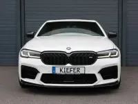 Gebraucht BMW M550 Performance 530 PS (389 kW) 2021 Weiß Limousine