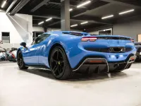 Neu Ferrari 296 829 PS (609 kW) 2025 Azzurro dino Cabrio