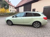 Gebraucht Opel Astra 110 PS (80 kW) 2011 Grün Kombi