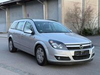 Gebraucht Opel Astra Edition 105 PS (77 kW) 2005 Starsilber iii m2 Kombi