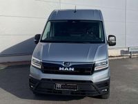 Neu MAN TGE 177 PS (130 kW) 2026 Oyster silver metallic Van