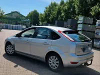 Gebraucht Ford Focus 100 PS (73 kW) 2009 Silber Limousine
