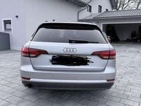 Gebraucht Audi A4 Basis 150 PS (110 kW) 2017 Grau Kombi