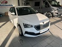 Gebraucht Skoda Scala Active 95 PS (69 kW) 2022 Weiß Kleinwagen