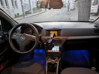 Gebraucht Opel Astra 105 PS (77 kW) 2006 Schwarz Kleinwagen