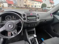Gebraucht VW Tiguan 150 PS (110 kW) 2011 Grau SUV