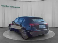 Gebraucht Mercedes A180 136 PS (100 kW) 2023 Schwarz Limousine