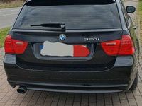 Gebraucht BMW 320 170 PS (125 kW) 2011 Schwarz Kombi