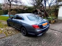 Gebraucht Mercedes E220 194 PS (142 kW) 2018 Grau Limousine