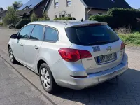 Używany Opel Astra Selection 110 KM (80 kW) 2011 Srebrny Kombi